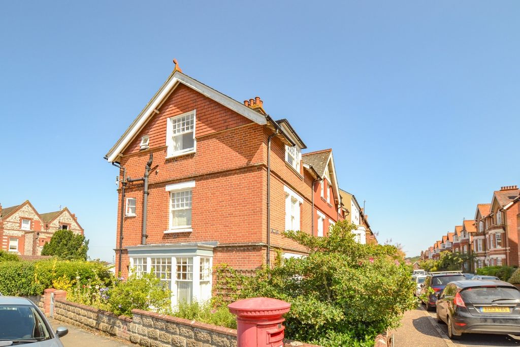 Property photo 1 of 24 4030181