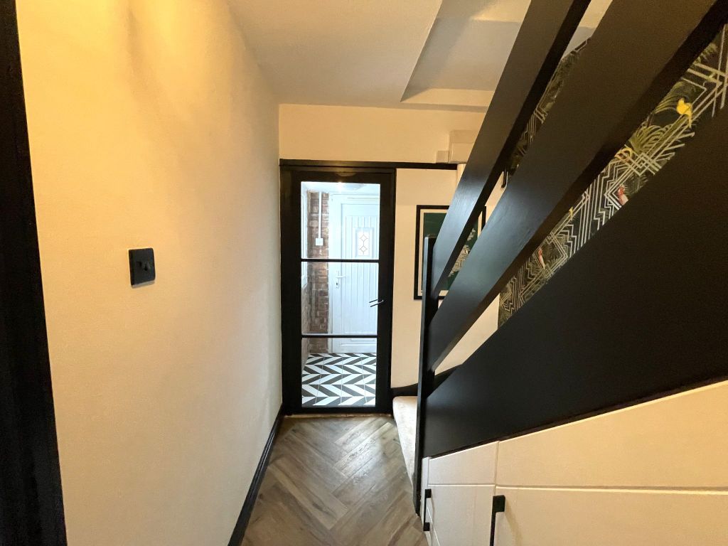 Property photo 2 of 20 Photograph 2