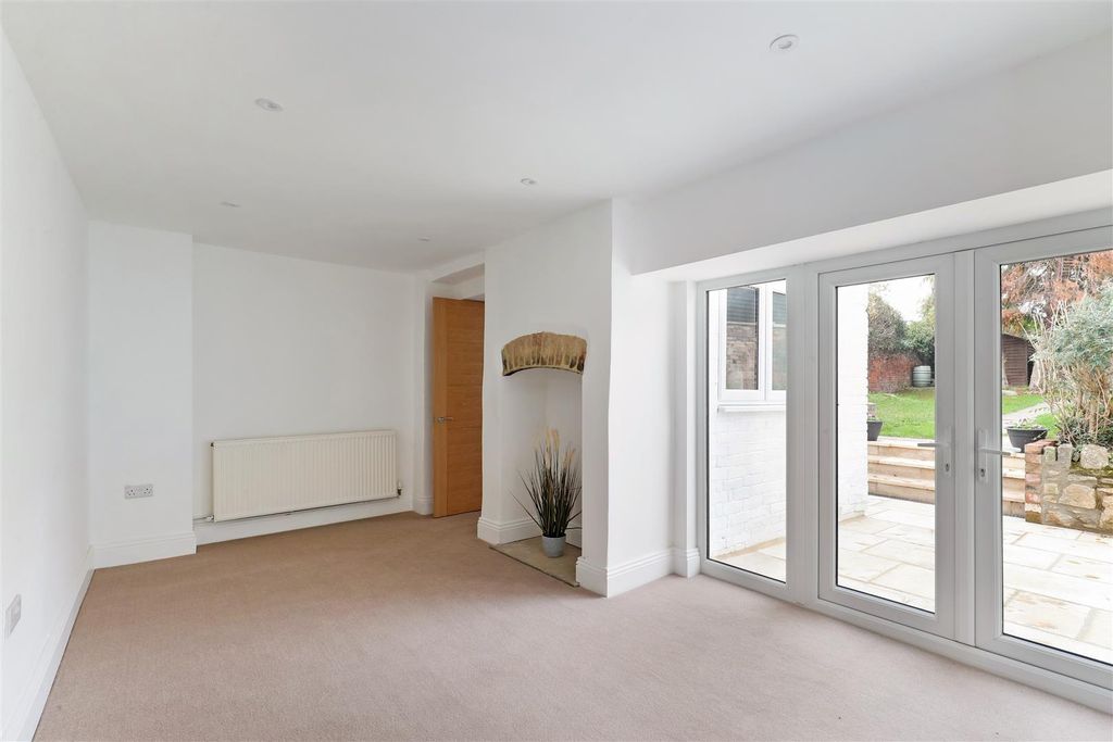 Property photo 3 of 27 Sketch_Ph7_6276949.Jpg