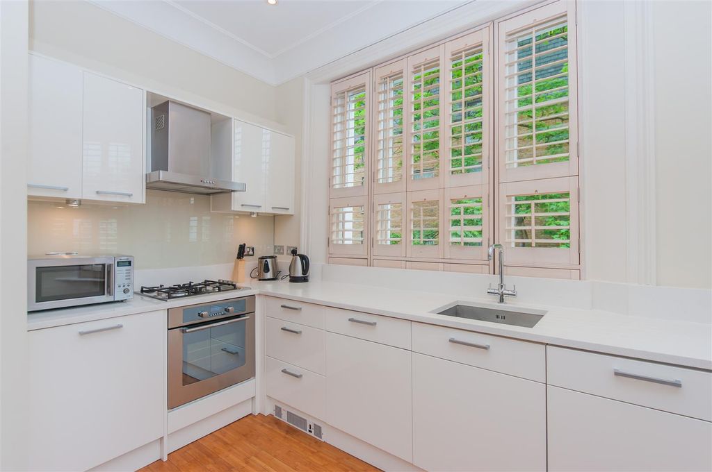 Property photo 2 of 8 Boundary Road-4.Jpg