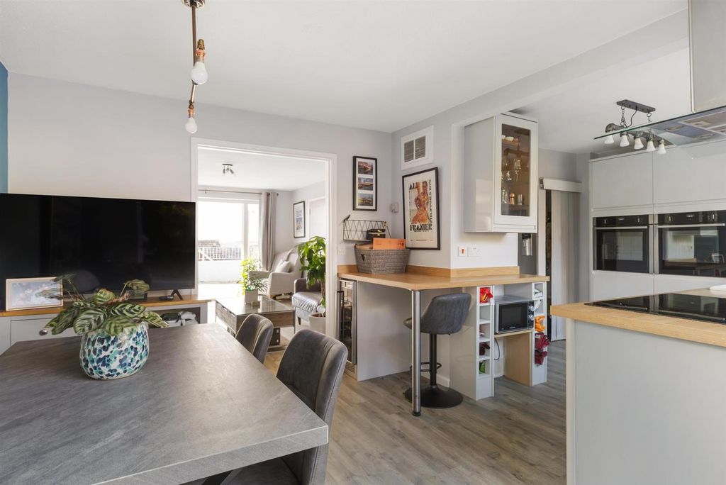 Additional image 5 of 3 bed semi-detached house for saleBrackendown Avenue, Preston DT3