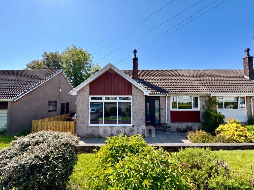 Property photo 1 of 22 Arran Crescent, Beith Two Bedroom Semi Detached Bu