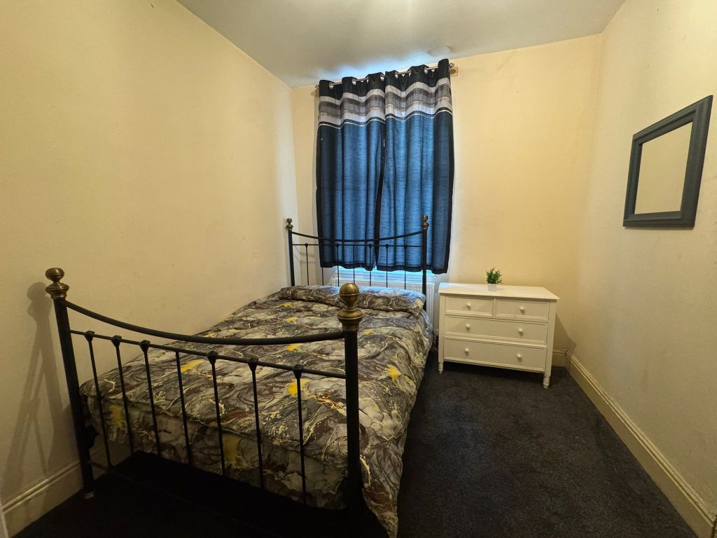 Property photo 1 of 3