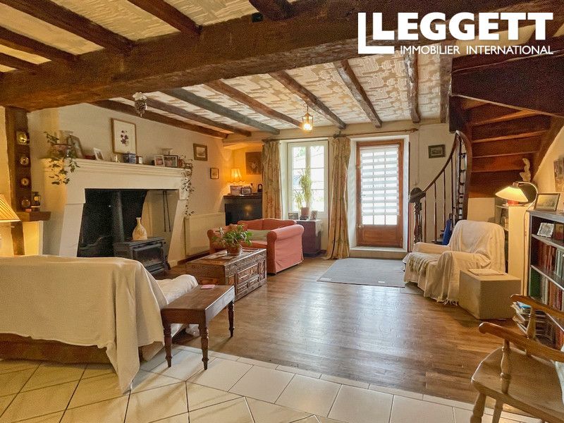 Property photo 2 of 10