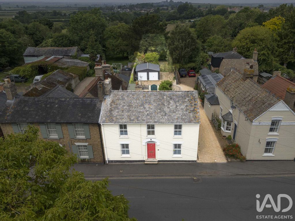 Property photo 1 of 30