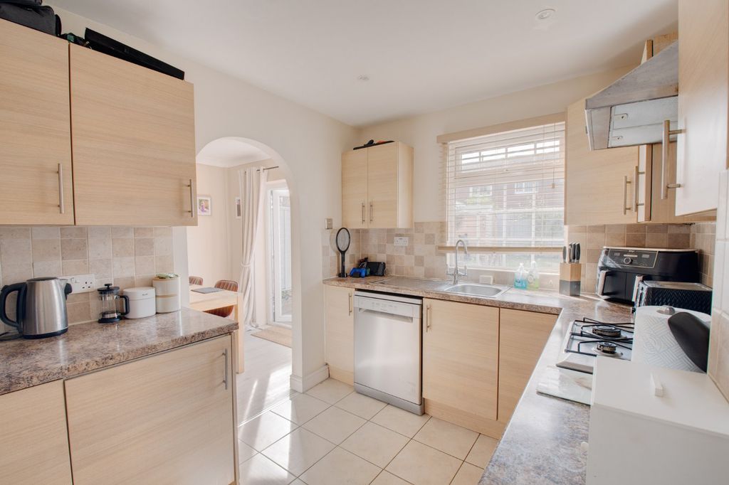 Property photo 3 of 19 Picture No. 03