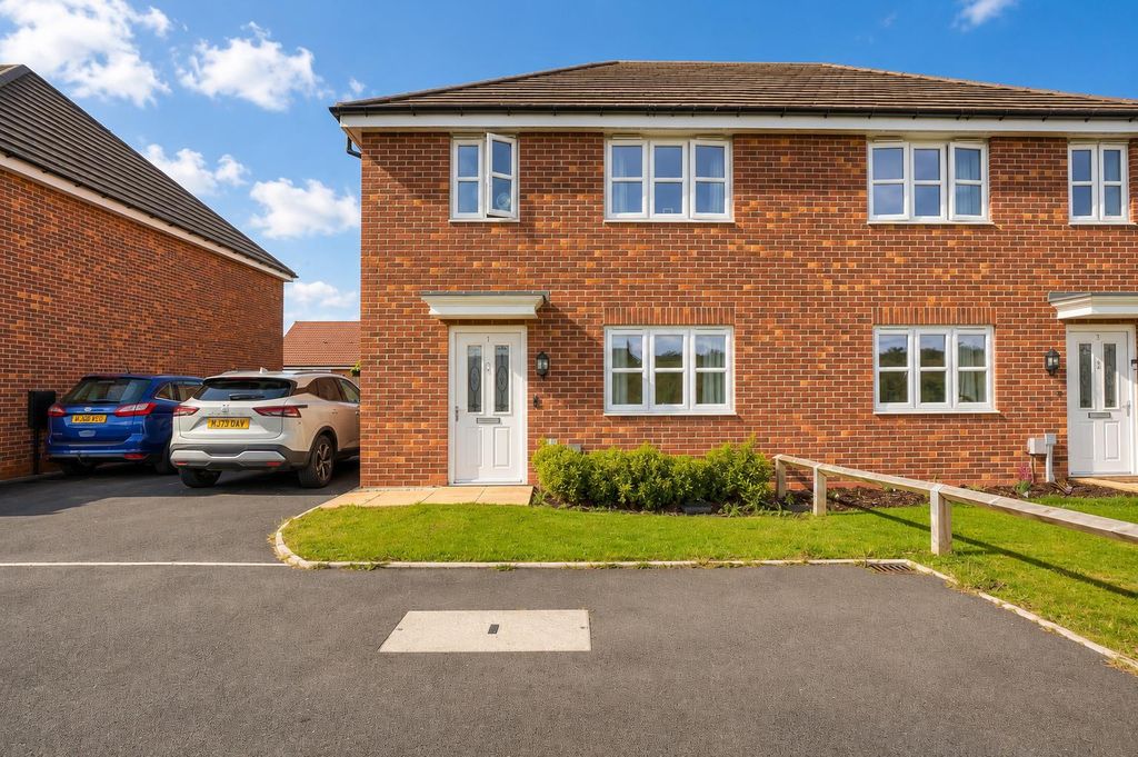 Property photo 1 of 22 E905c625-9359-444d-9Fc2-3B25368Ca539.Png