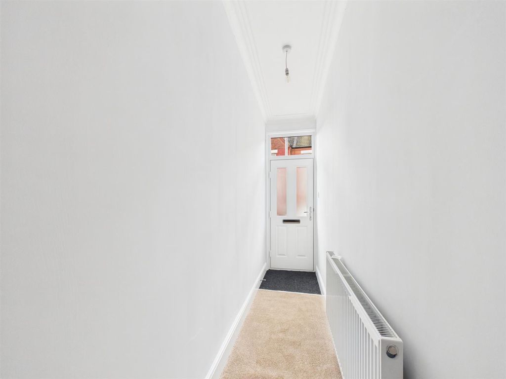 Property photo 3 of 32 Cam03844G0-Pr0460-Still002.Jpg