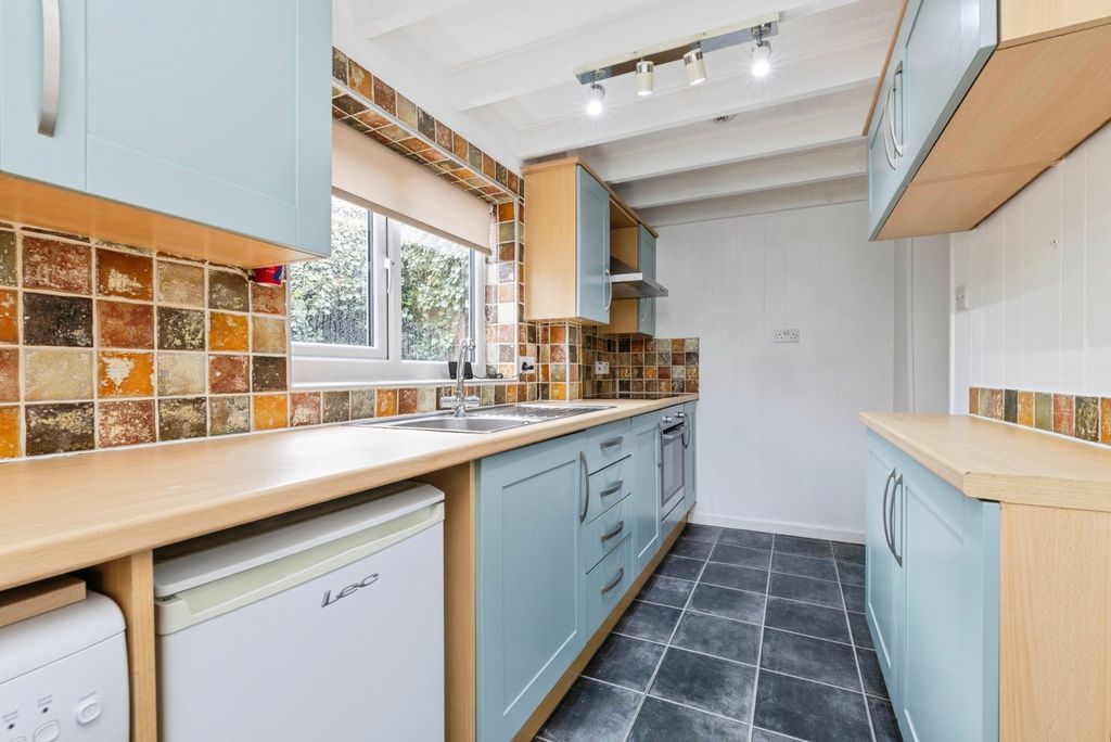 Property photo 3 of 18 Pbox-Img.Jpg
