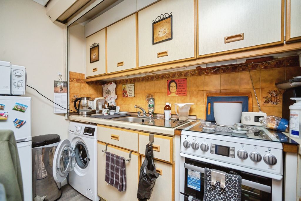 Property photo 2 of 6
