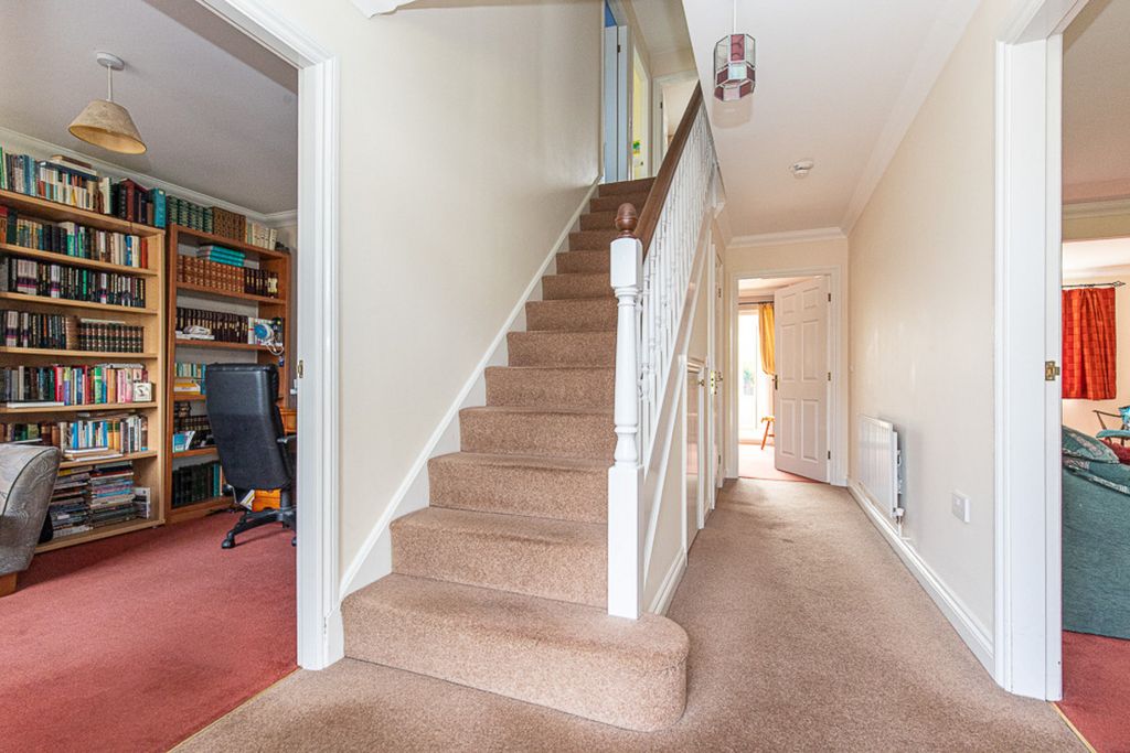 Property photo 2 of 45