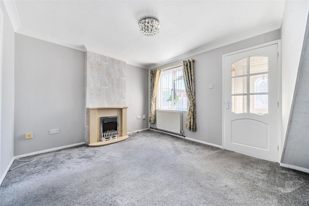 Property photo 2 of 21 2