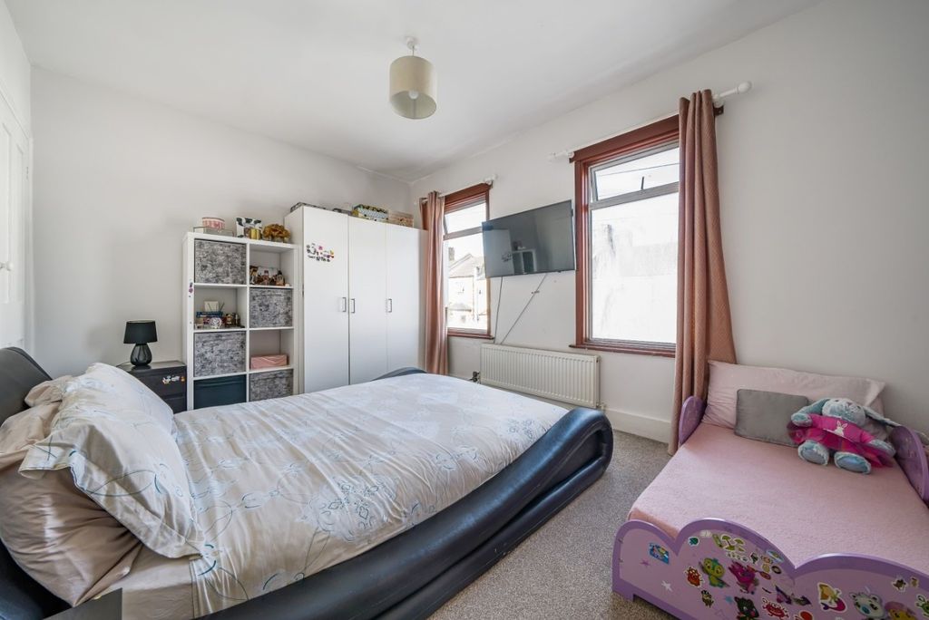 Property photo 3 of 11 Picture No. 09