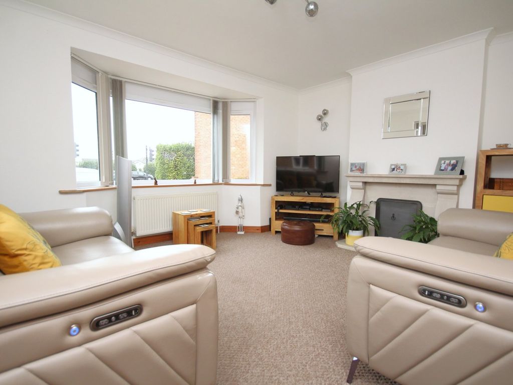 Property photo 3 of 23