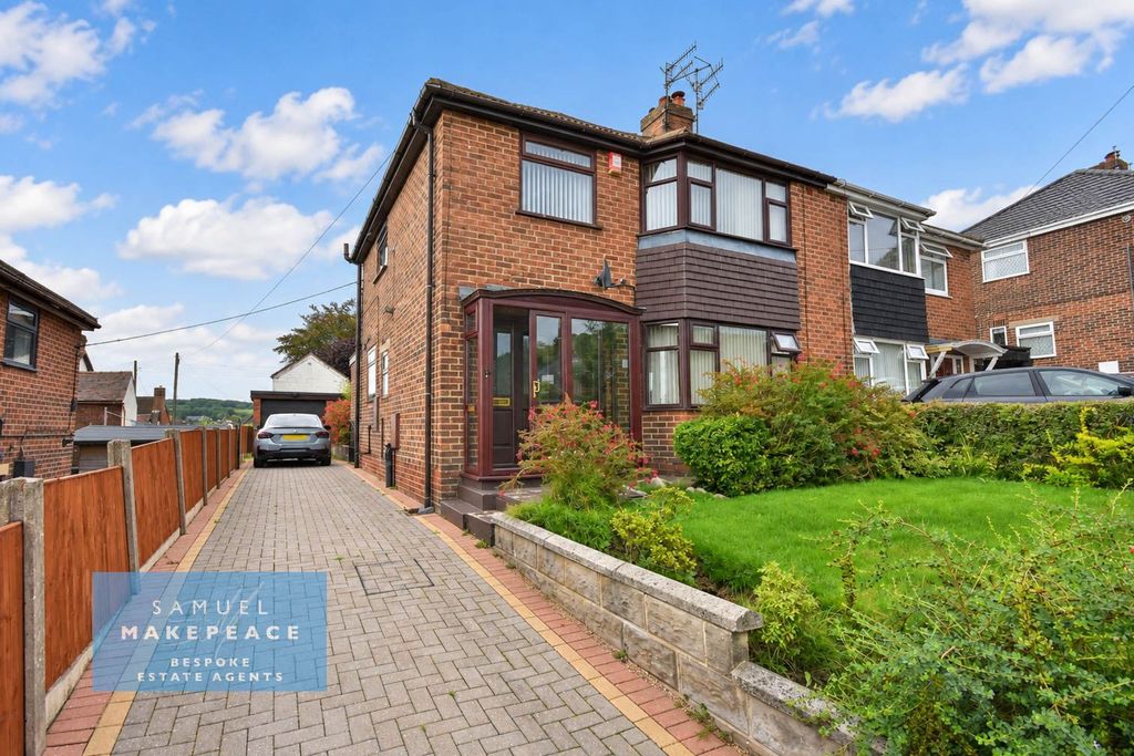 Property photo 1 of 20 Three Bedroom Bay Fronted Semi Detached With Detached Garage