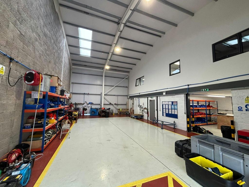 Property photo 3 of 6 Photo20251110214439 4.Jpg