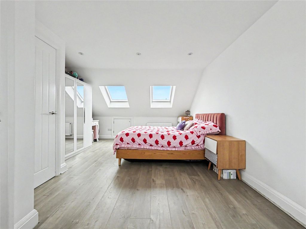 Property photo 1 of 24 Picture No. 02