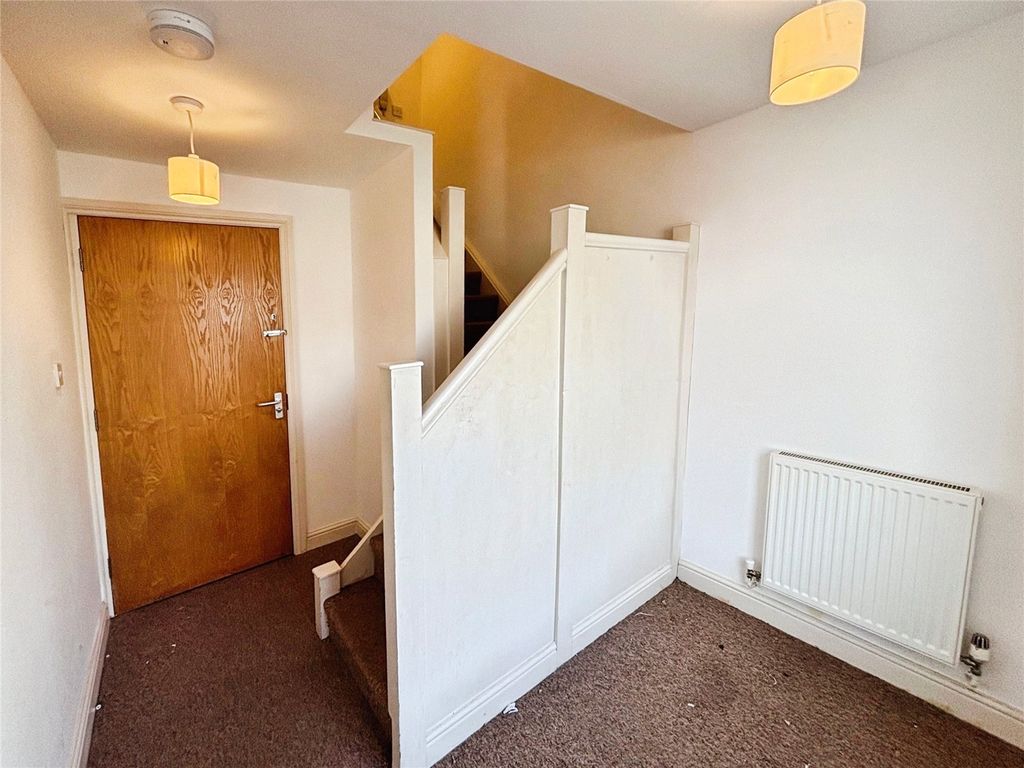 Property photo 2 of 9 Picture No. 16