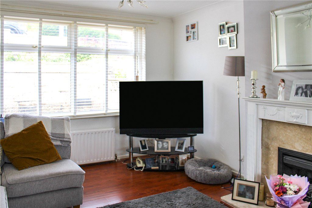 Property photo 2 of 15 Living Room