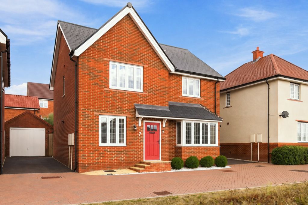 Property photo 1 of 31