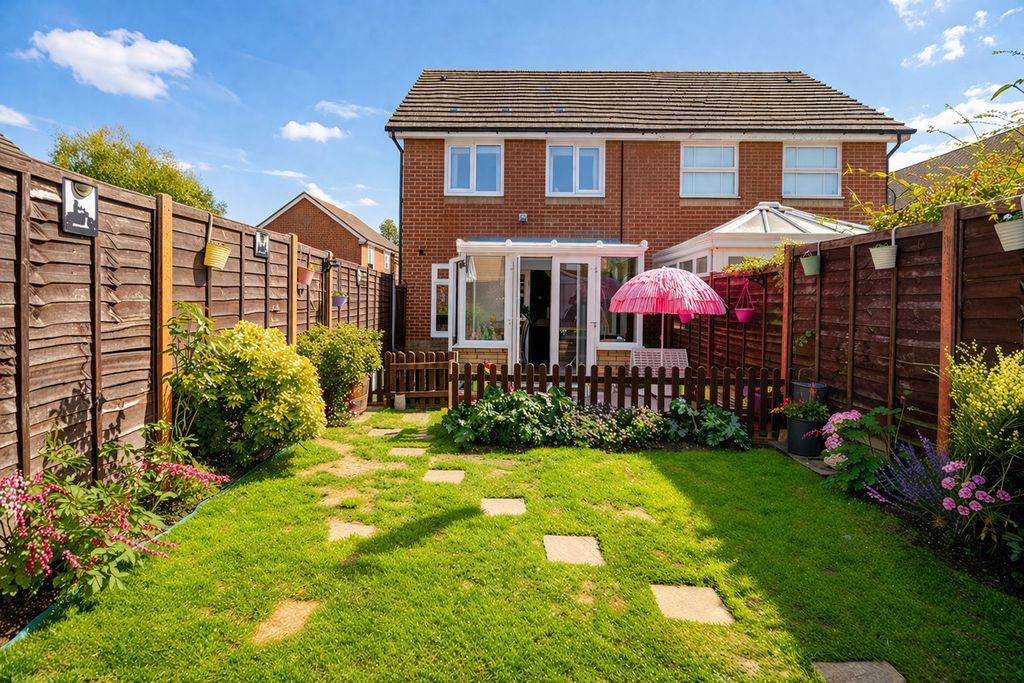 Property photo 2 of 21