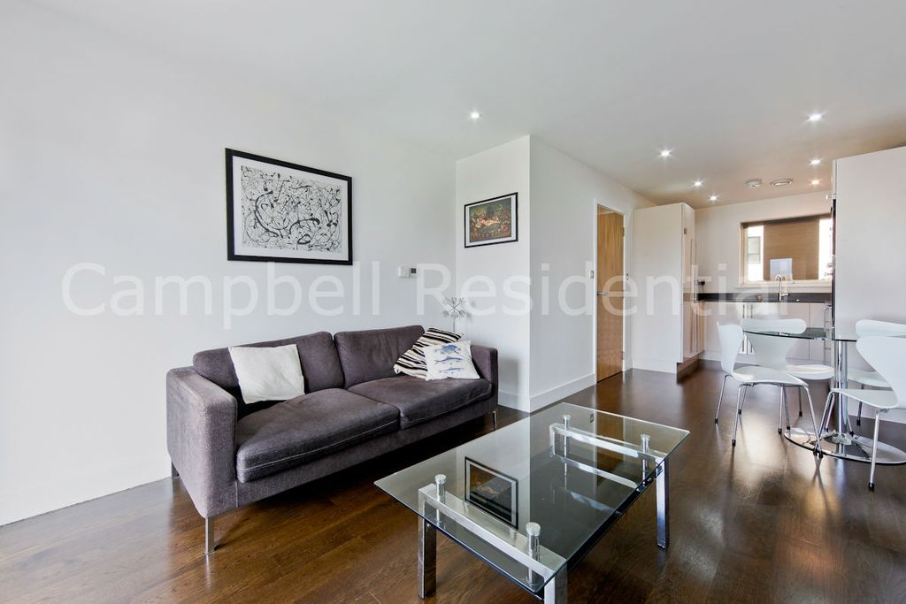 Property photo 3 of 9