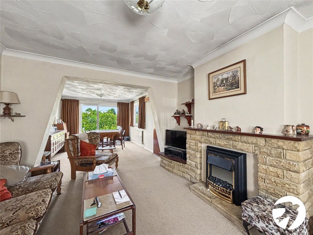 Property photo 2 of 22 Picture No. 24