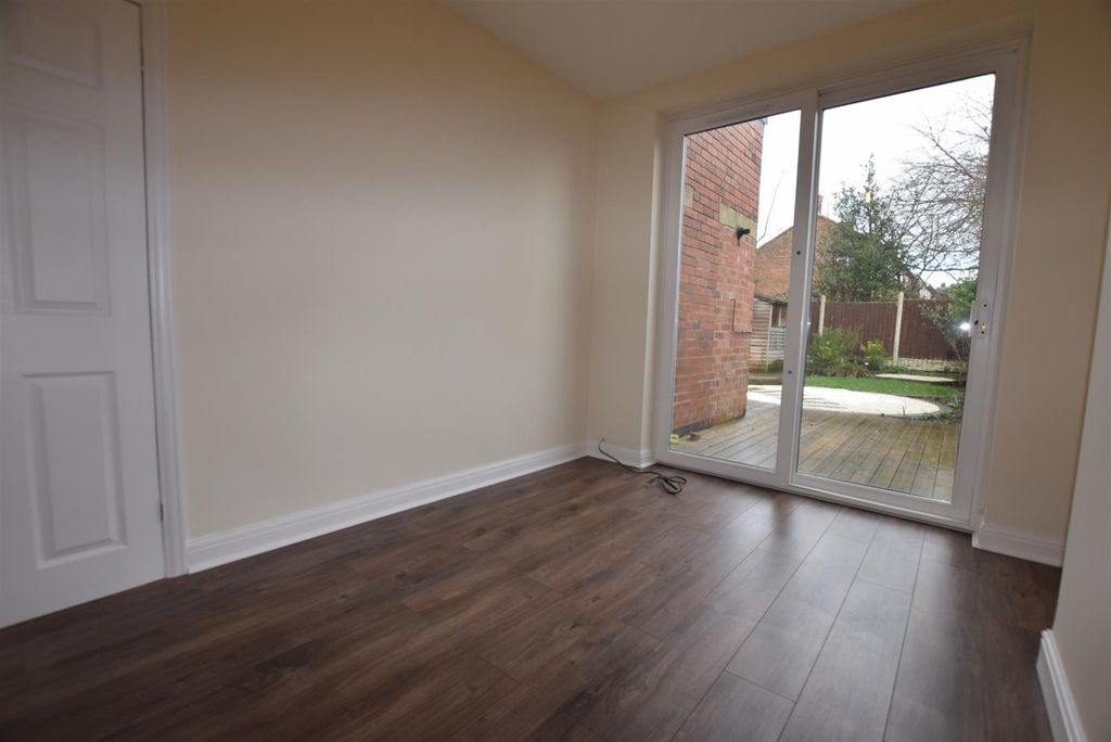 Property photo 3 of 15 2345403