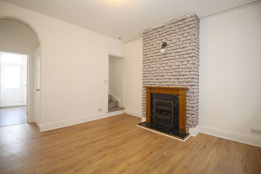 Property photo 2 of 24 Dining Area