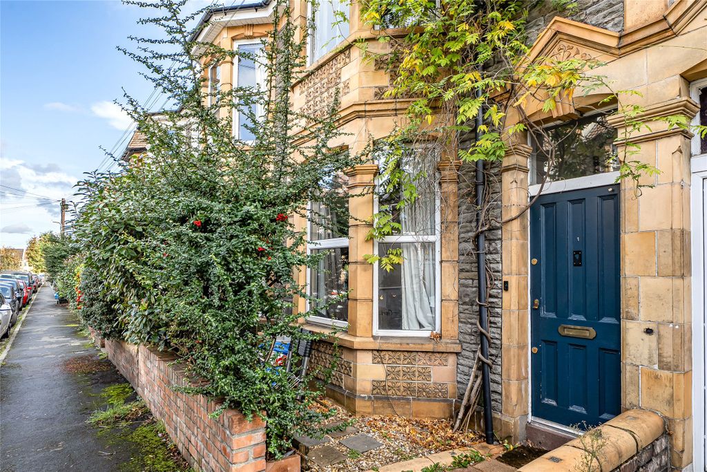 Property photo 1 of 18 Picture No. 31