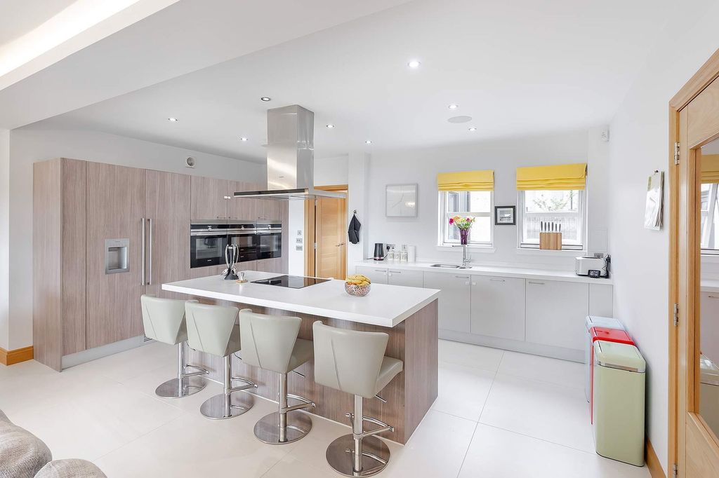 Additional image 13 of 5 bed detached house for saleInglis Place, Larbert FK5