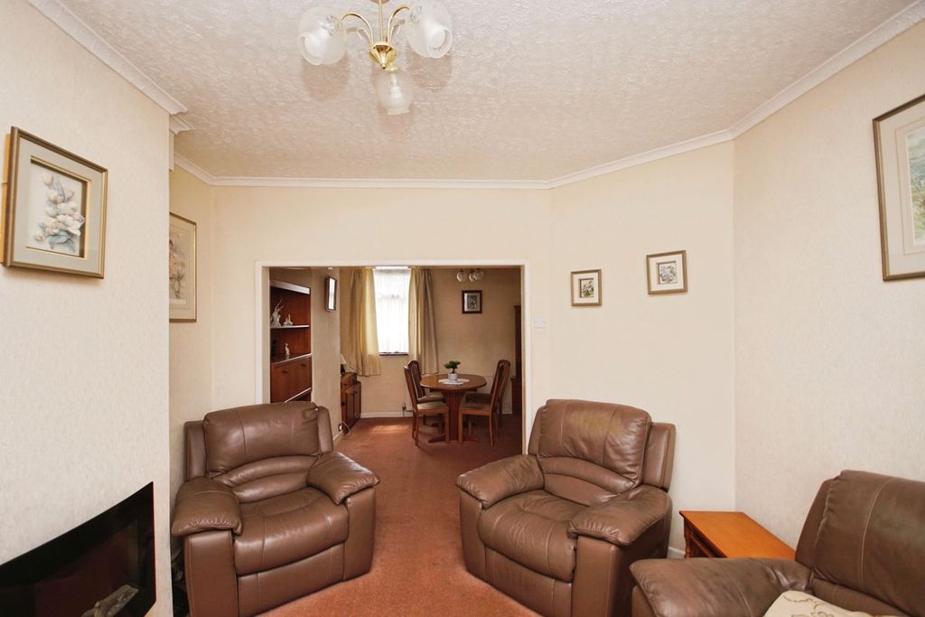 Property photo 3 of 18 Photo