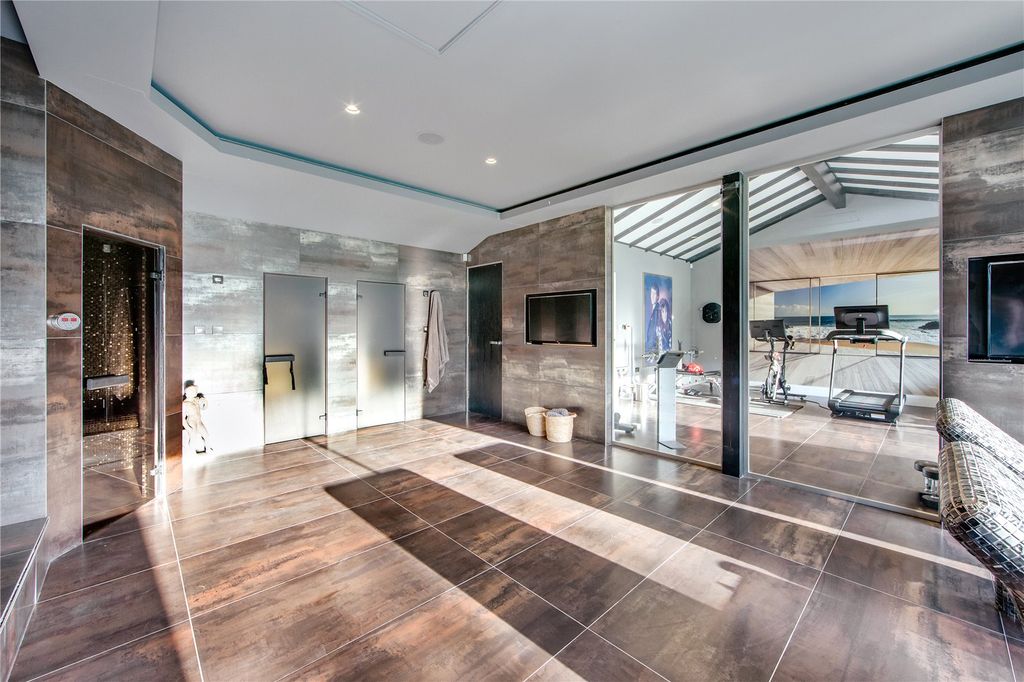 Additional image 20 of 6 bed detached house for saleWatford Road, Radlett, Hertfordshire WD7