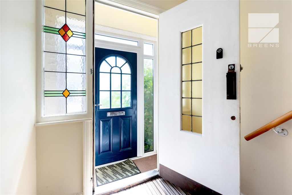 Property photo 2 of 25 32 Hollywood Road_0001.Jpg