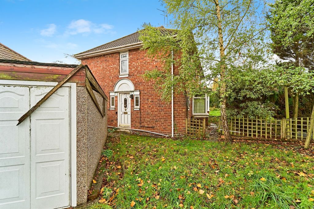 Property photo 1 of 16