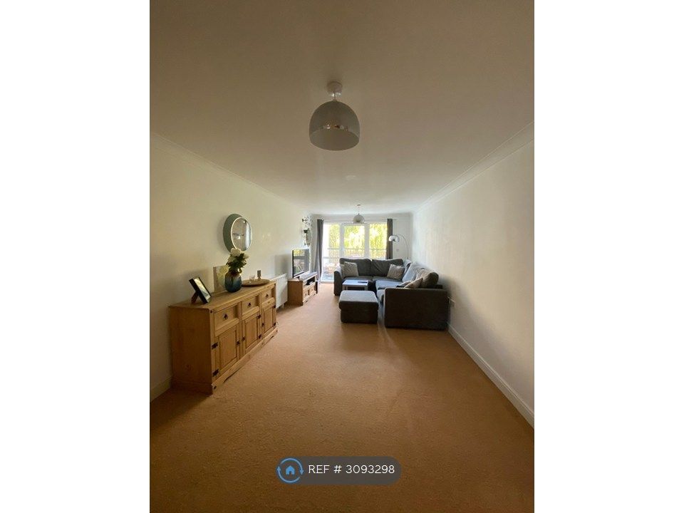 Property photo 1 of 6 Open Plan Living Room