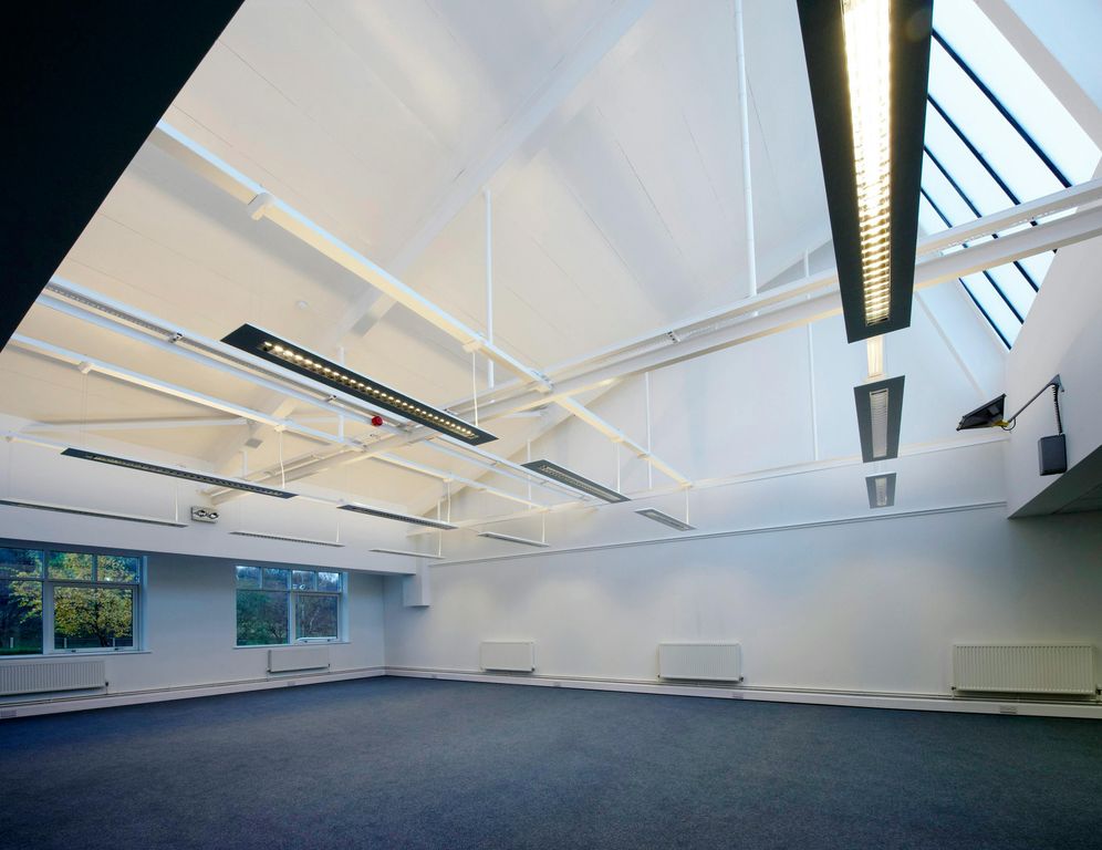 Property photo 3 of 9 55Ec2Da27Af9Bbe8Cdf30239B556Abf1Aae0d693.Jpg