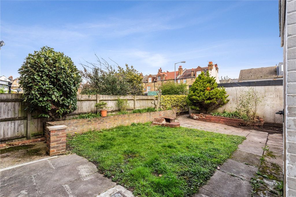 Property photo 2 of 11 Picture No. 06
