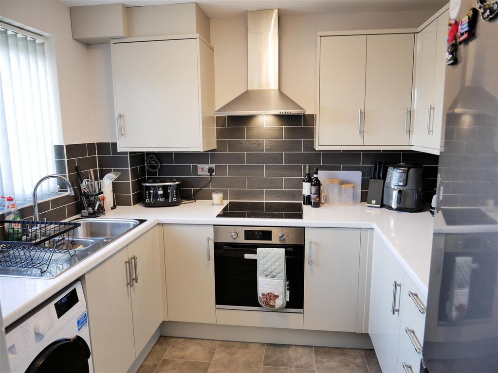 Property photo 2 of 13 P1340344.Jpg