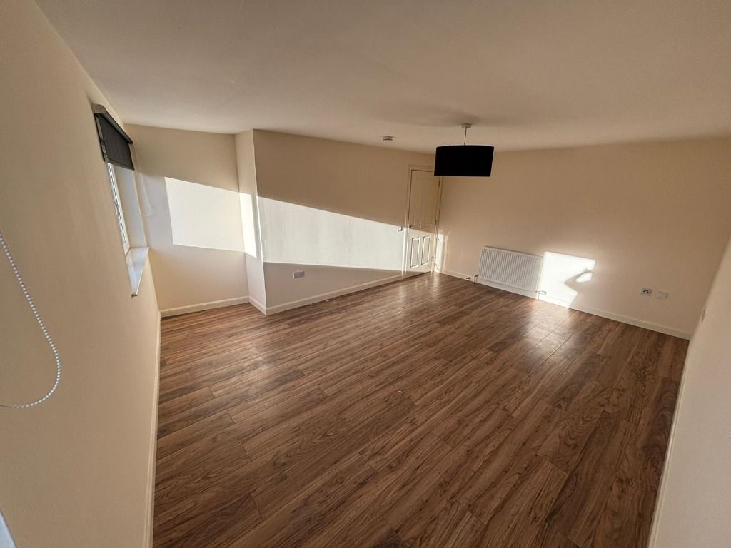 Property photo 2 of 19 Photo 2