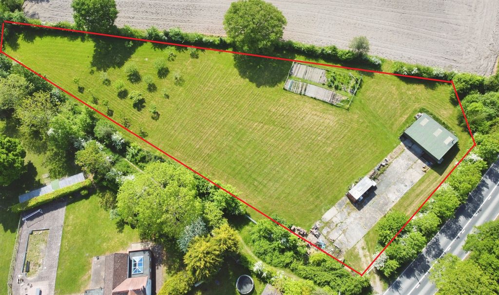 Property photo 2 of 17
