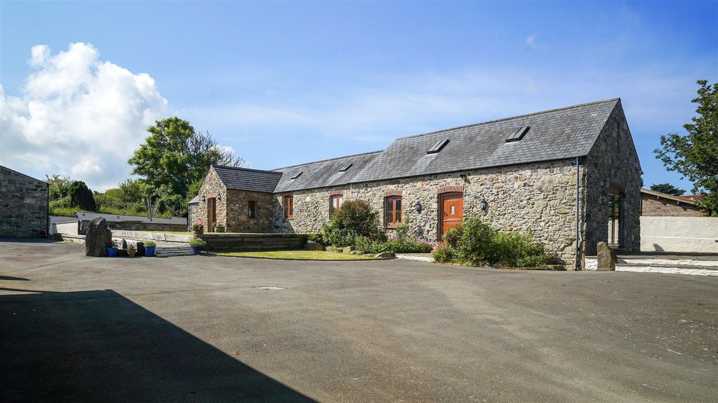 Property photo 1 of 70 45.Jpg