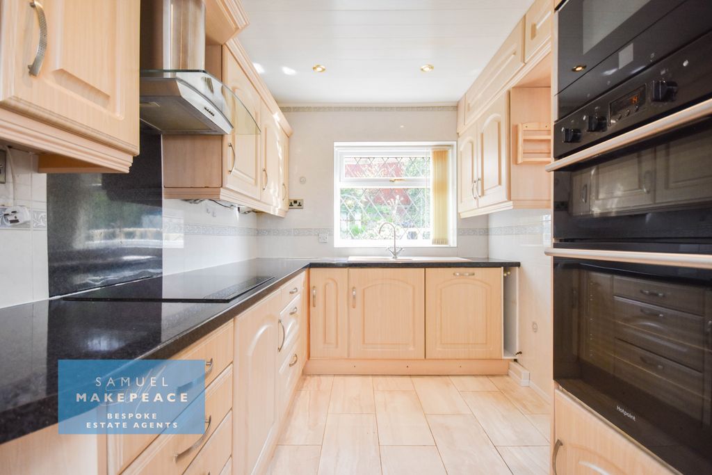 Property photo 2 of 24 Gallery