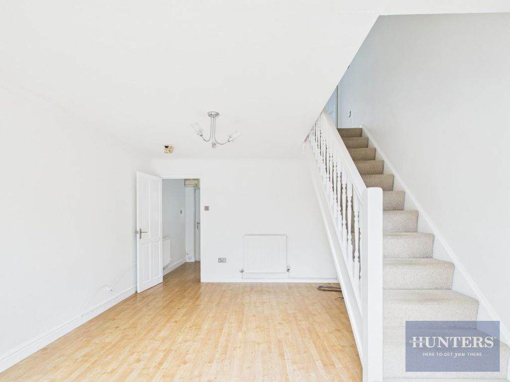 Property photo 2 of 8 Cam02256G0-Pr0443-Still002.Jpg