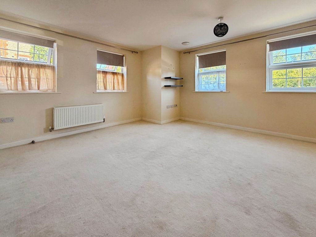 Property photo 2 of 6 Picture No. 08