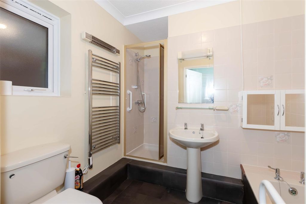 Property photo 3 of 11 Https://Login2.Vebraalto.Com/#The Bungalow_7.Jpg