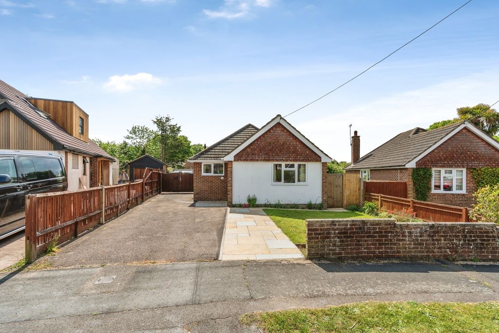 Property photo 1 of 16 Pbox-Img.Jpg