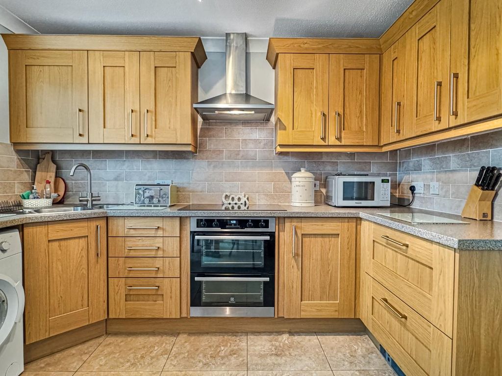 Property photo 3 of 13 Img (5).Jpg