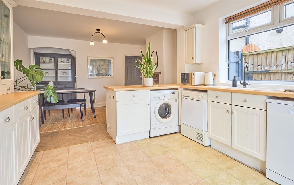 Property photo 3 of 15 Extended Open Plan Living Dining Kitchen