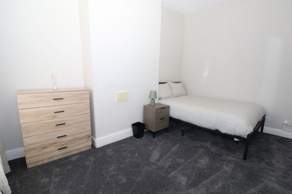 Property photo 1 of 5 Img_7974